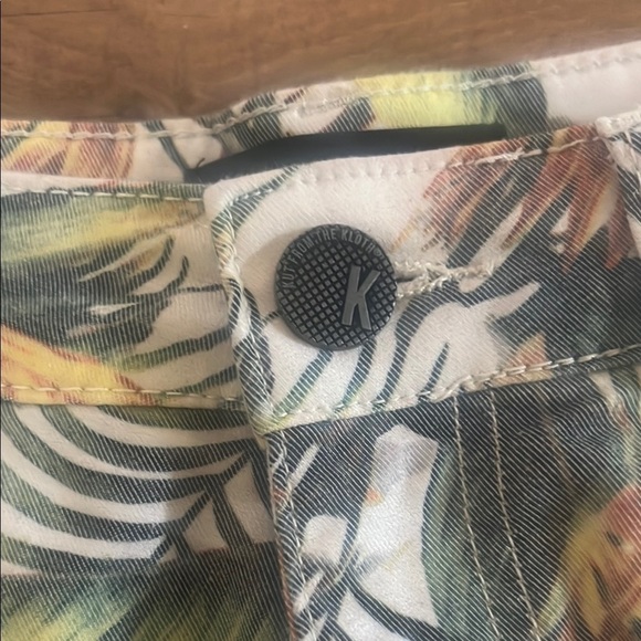 Tropical Print Women's Shorts by KUT - Picture 2 of 9